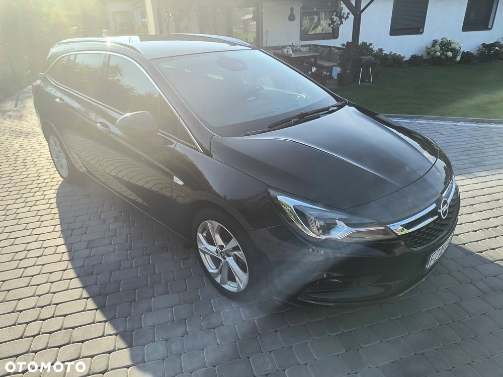 Opel Astra 1.6 CDTI Elite S&S - 10