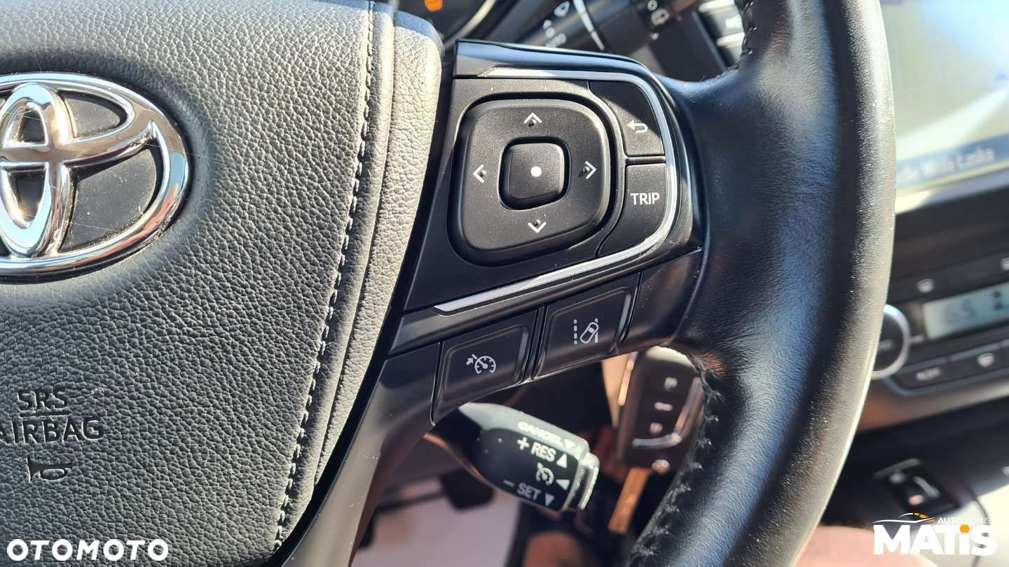 Toyota Avensis - 34