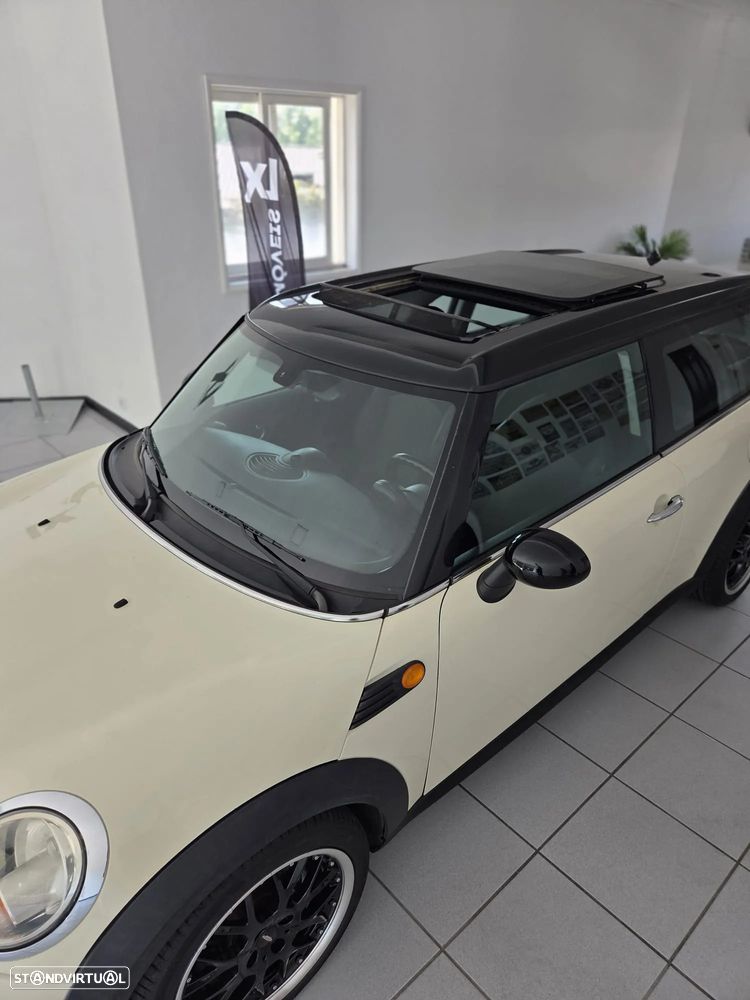 MINI Clubman Cooper D - 12