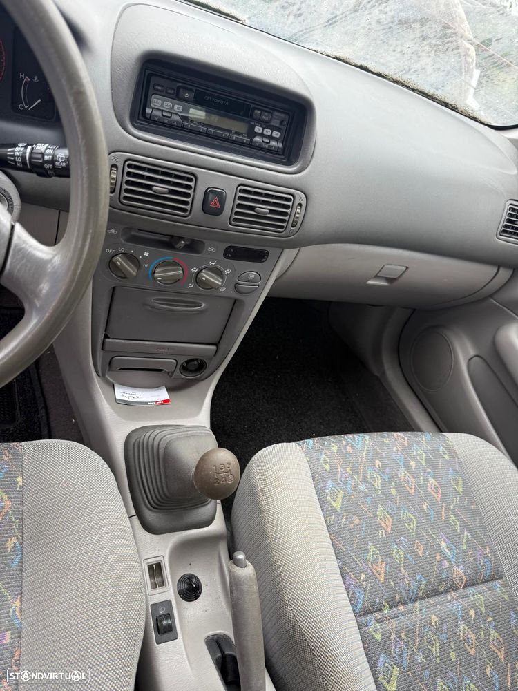 Toyota Corolla Liftback 1.3 Terra - 3