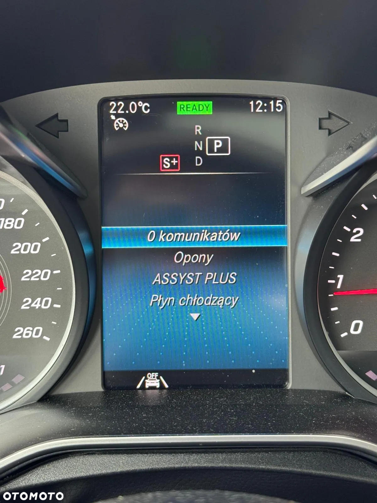 Mercedes-Benz Klasa C 300 9G-TRONIC - 27