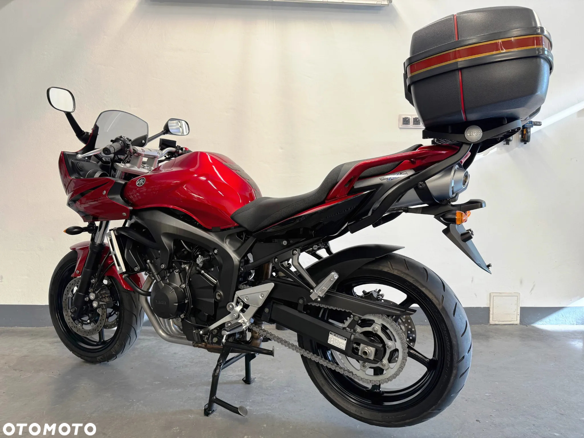 Yamaha FZ6 - 4