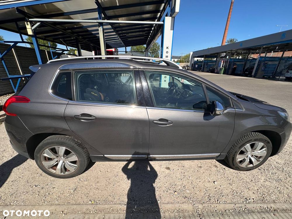 Peugeot 2008 1.6 VTi Allure - 2