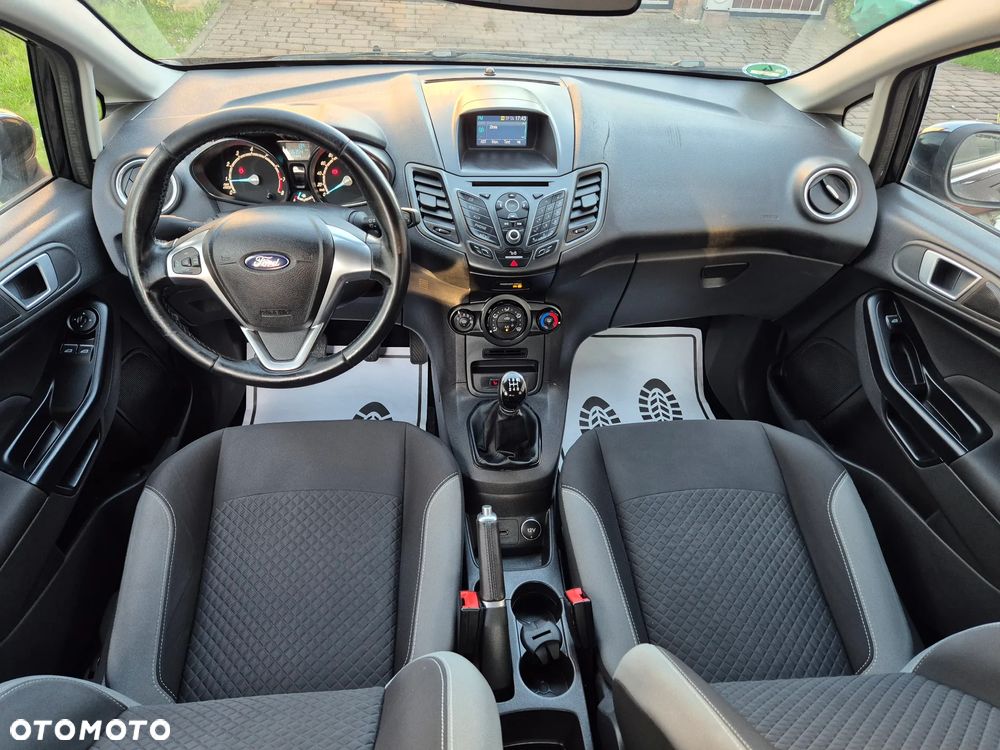 Ford Fiesta 1.25 Celebration - 6