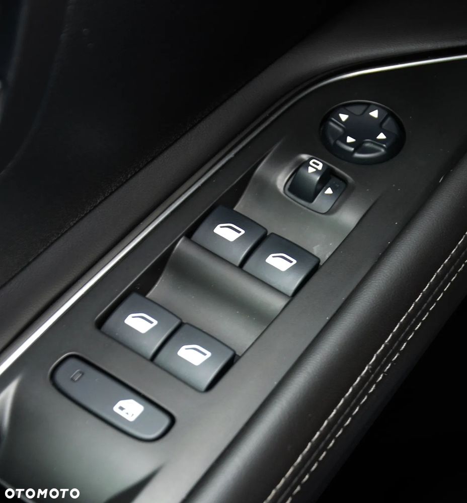 Peugeot 3008 1.5 BlueHDi Allure S&S - 15