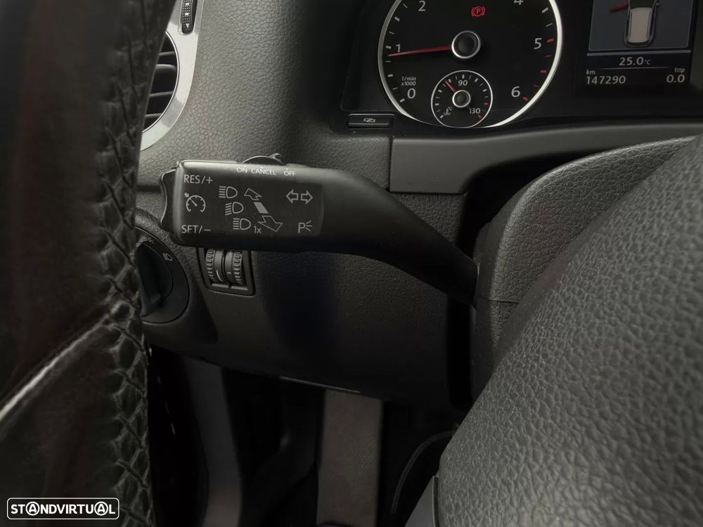 VW Tiguan 2.0 TDi Sport BlueMotion - 18