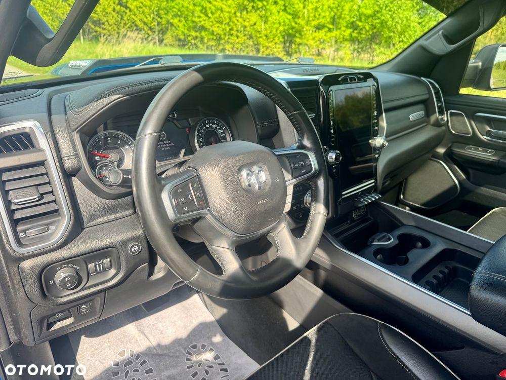 Dodge RAM 1500 5.7 4x4 - 15