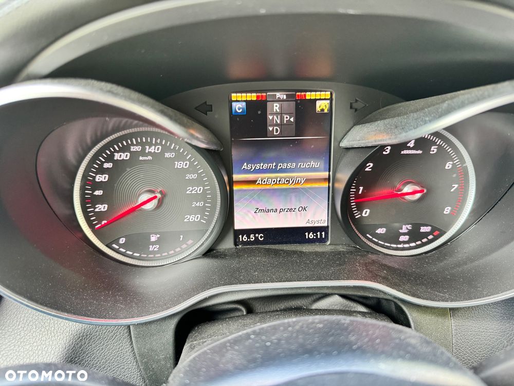 Mercedes-Benz GLC - 27