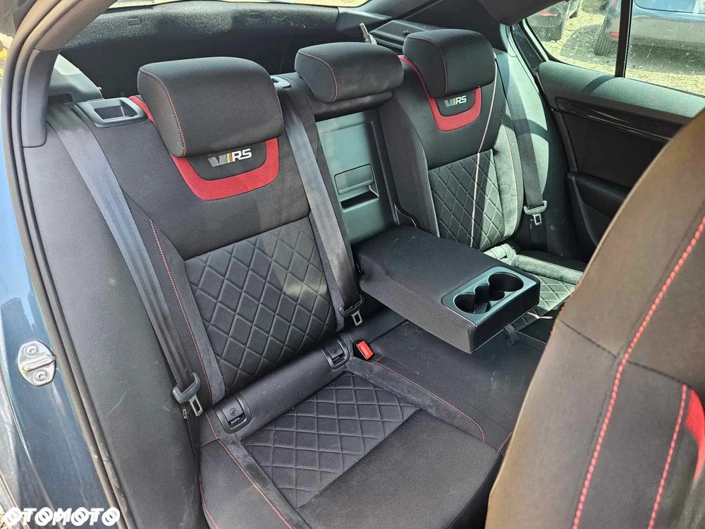 Skoda Octavia 2.0 TDI 4x4 DSG RS - 9