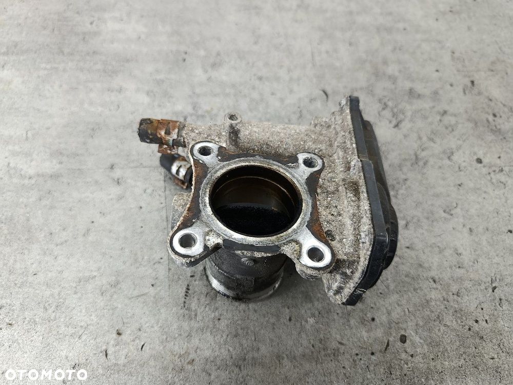 PRZEPUSTNICA TOYOTA YARIS III 26100-0N020 1.4 D-4D - 3