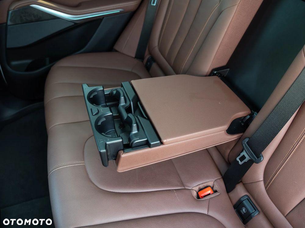BMW X5 xDrive45e - 17