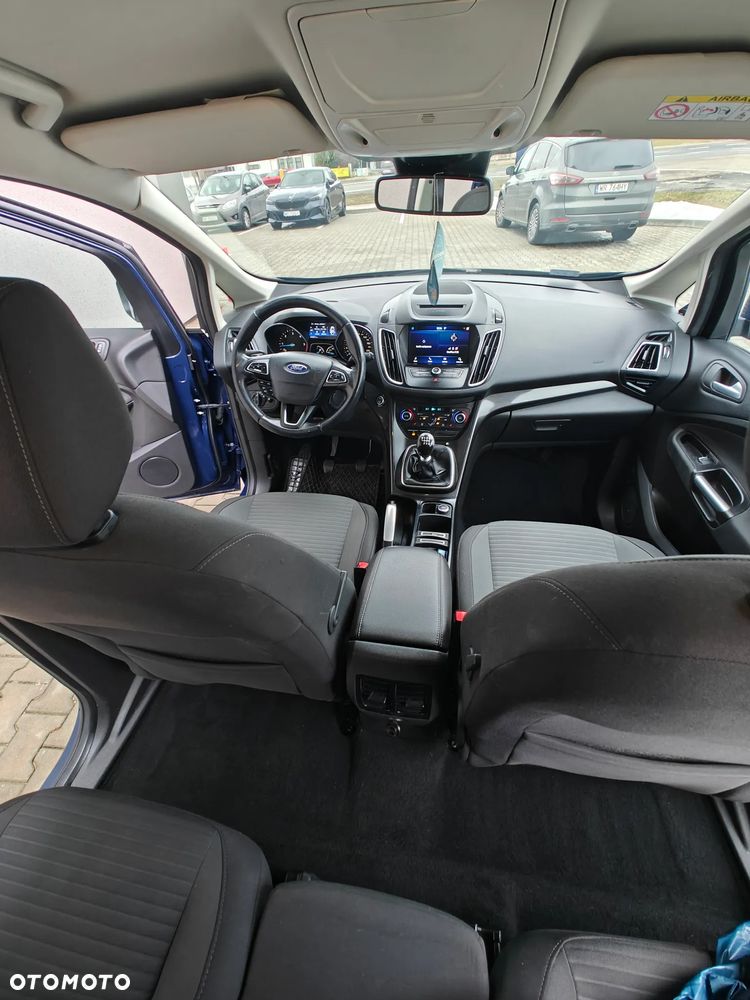 Ford Grand C-MAX - 8