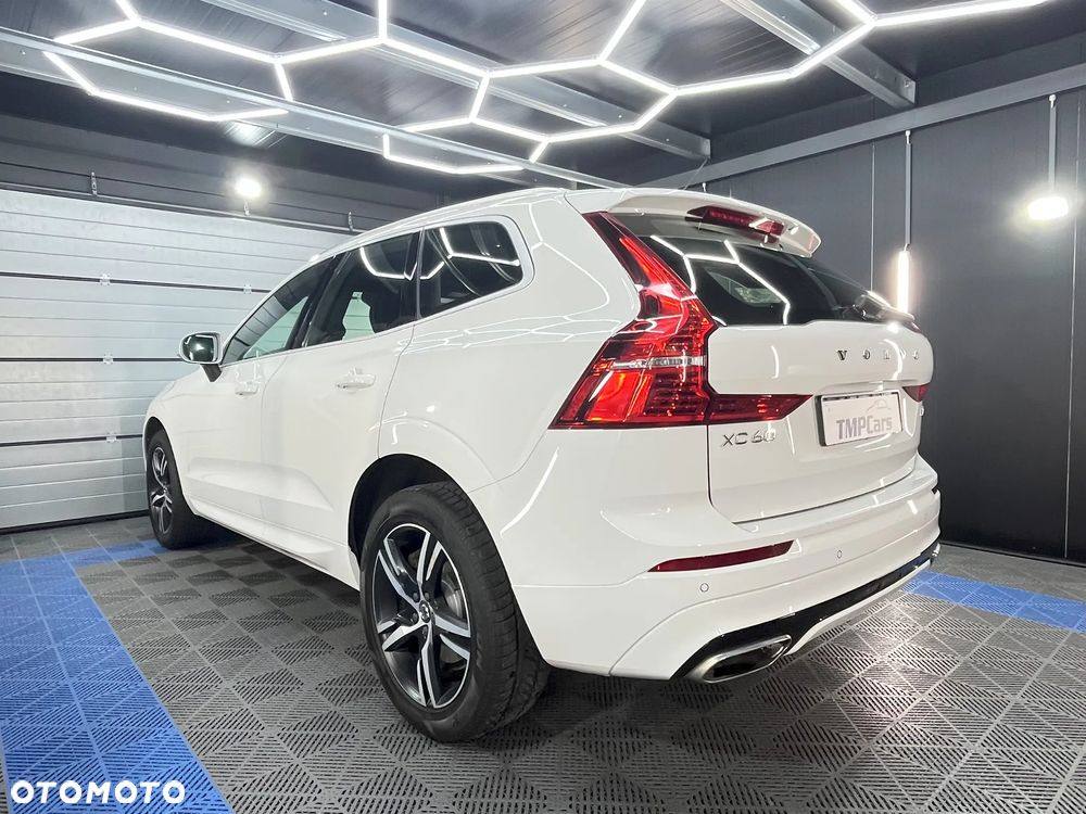 Volvo XC 60 T4 R-Design - 4