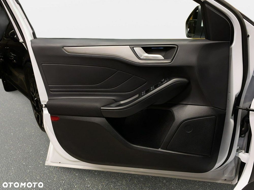 Ford Focus - 27