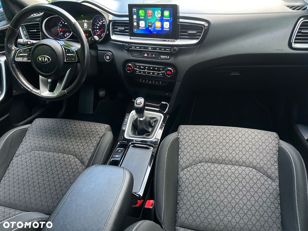 Kia Ceed 1.4 T-GDI OPF Platinum Edition - 23