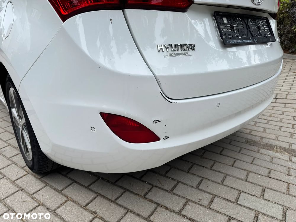 Hyundai i30 1.6 Premium - 14