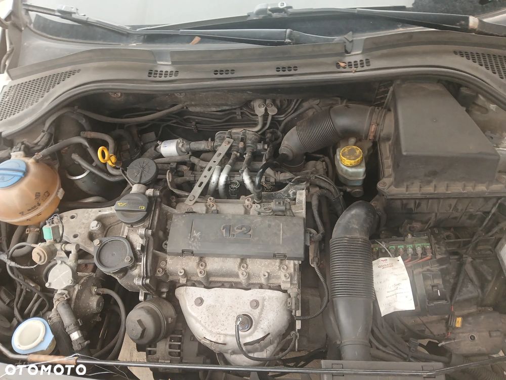 skoda rapid liftback LA7W maska zderzak lampa grill błotnik drzwi zbiornik paliwa szyba - 4