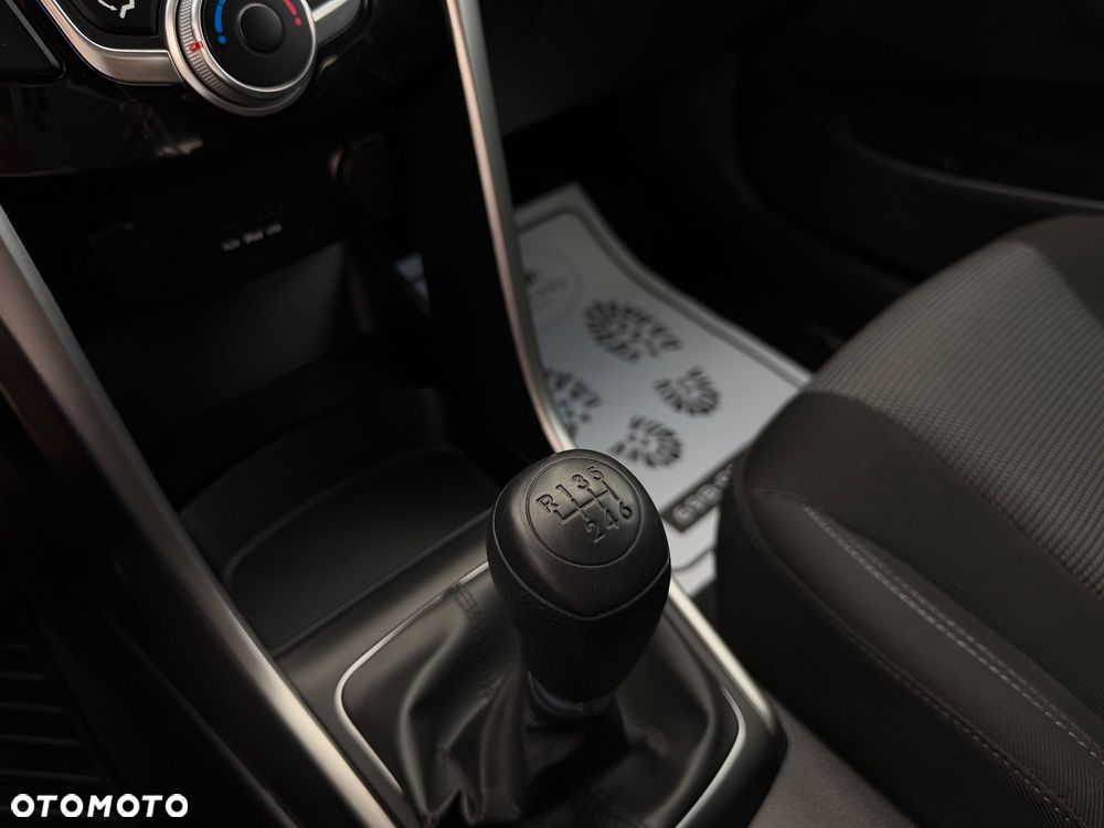 Hyundai i30 1.6 GDI Style - 26