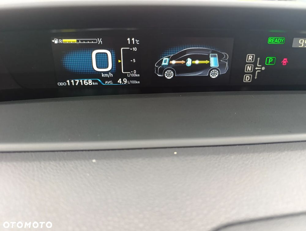 Toyota Prius Hybrid Executive - 20