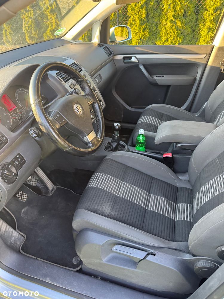 Volkswagen Touran 1.9 TDI Trendline - 10