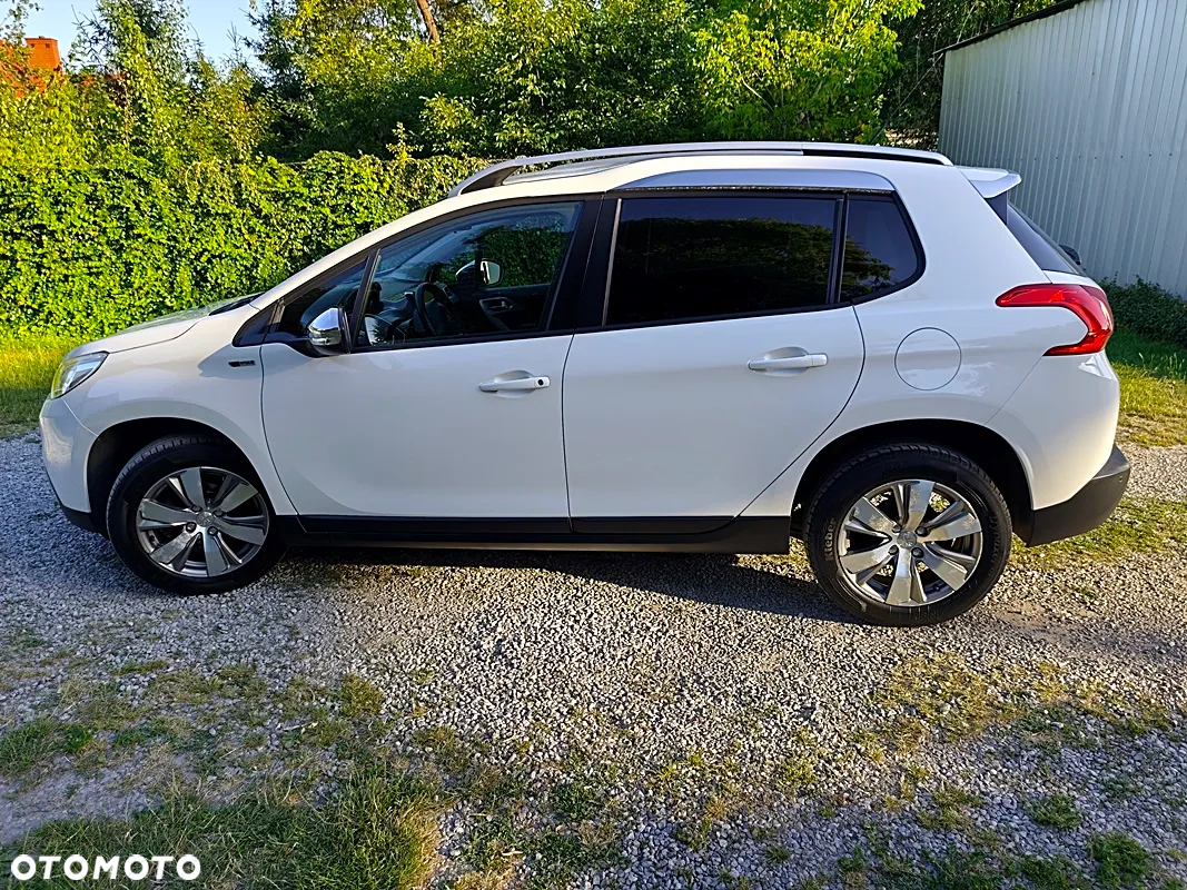 Peugeot 2008 1.2 Pure Tech Style - 27