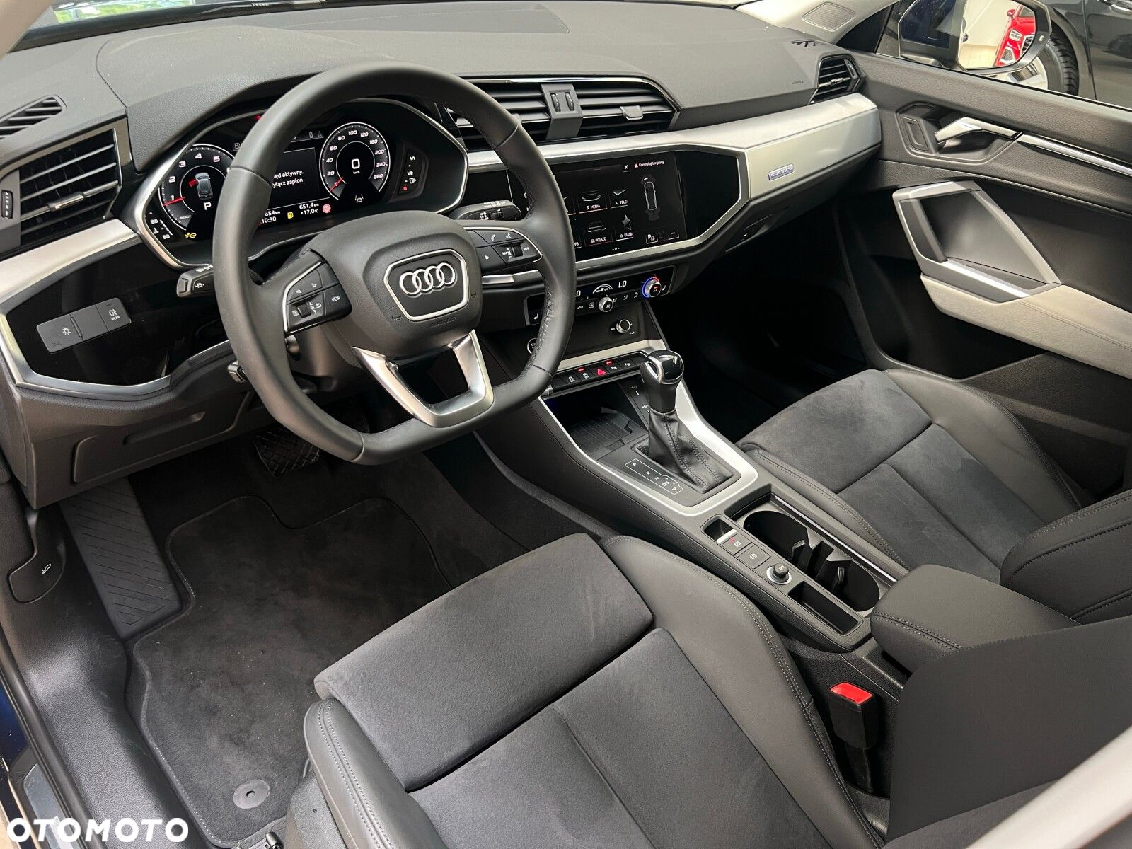 Audi Q3 - 21