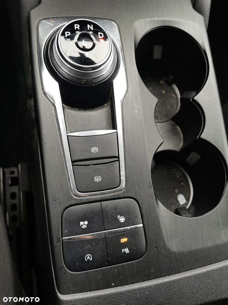 Ford Kuga 1.5 EcoBlue TITANIUM - 32