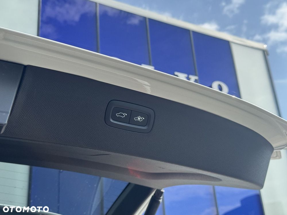 Volvo XC 90 - 28