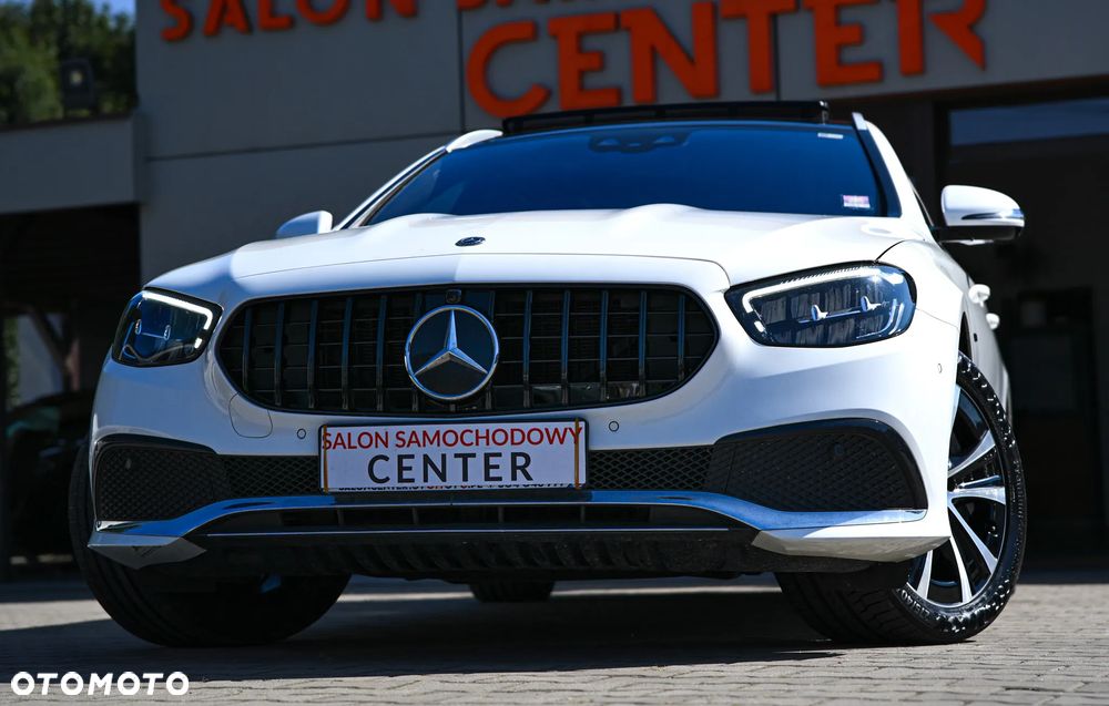 Mercedes-Benz Klasa E 300 de 9G-TRONIC - 40