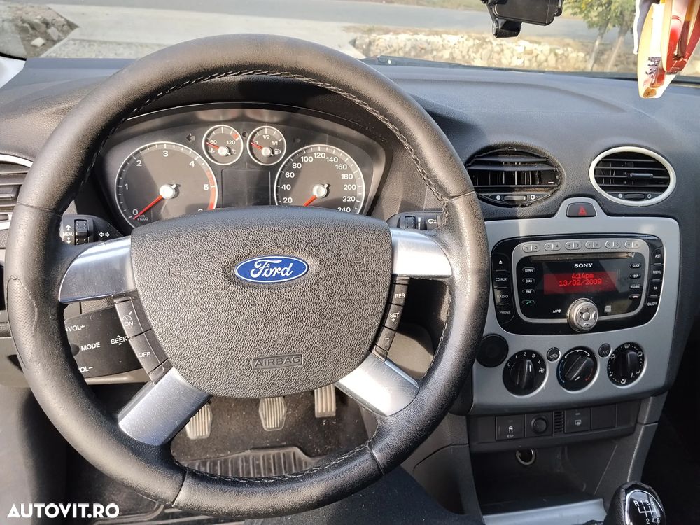 Ford Focus - 14