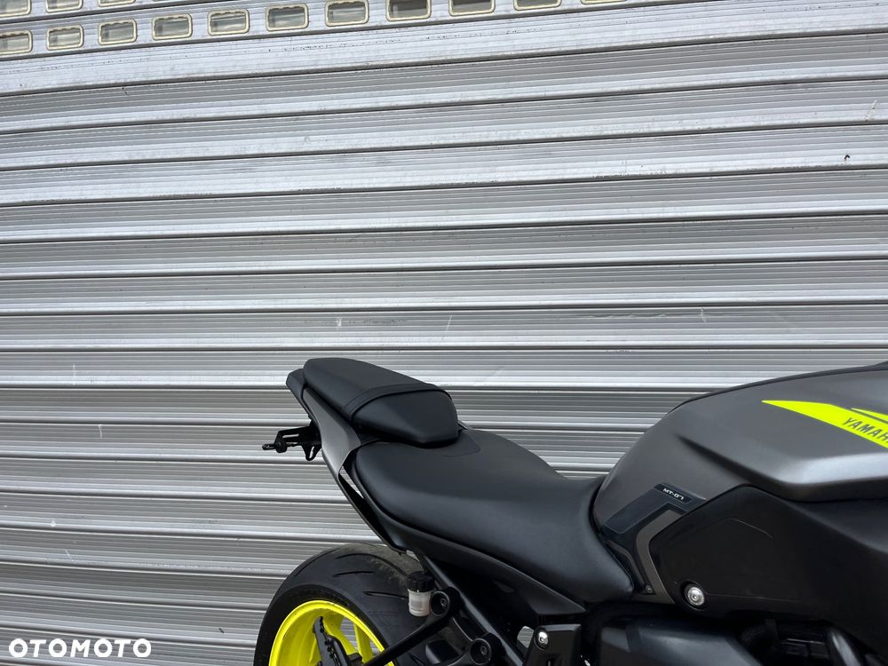 Yamaha MT - 22