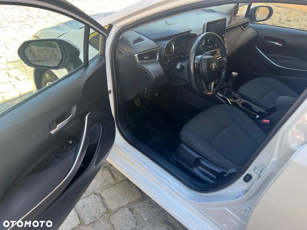 Toyota Corolla 1.6 Comfort - 6