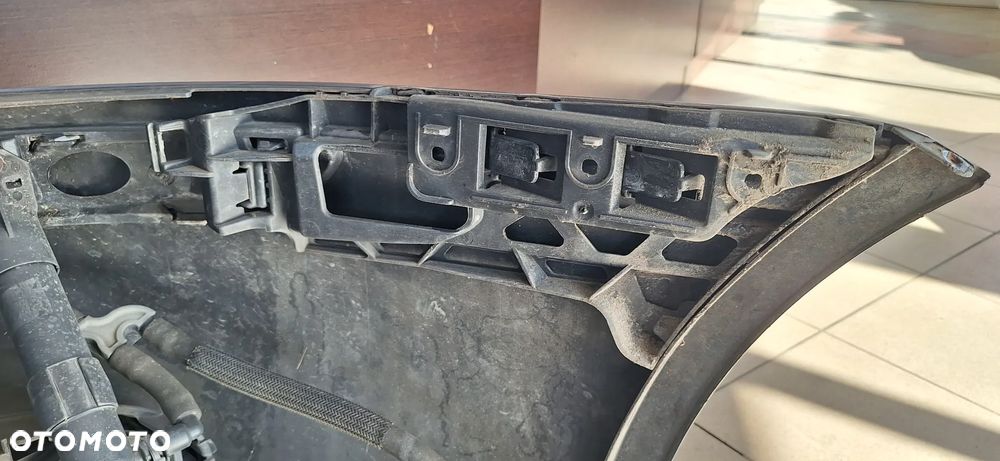 Volkswagen Golf V Zderzak Przód Przedni Kod Lakieru LC5F - 31