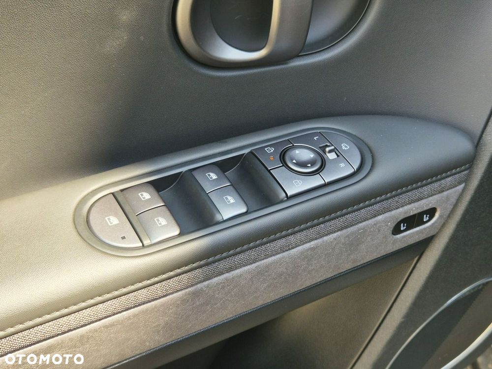 Hyundai IONIQ 5 84kWh Uniq 4WD - 14