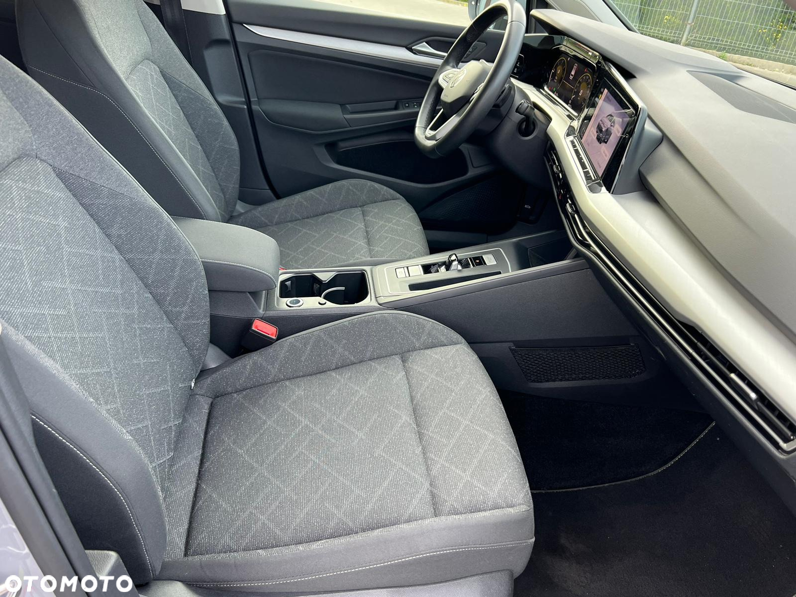 Volkswagen Golf 2.0 TDI SCR DSG Style - 9
