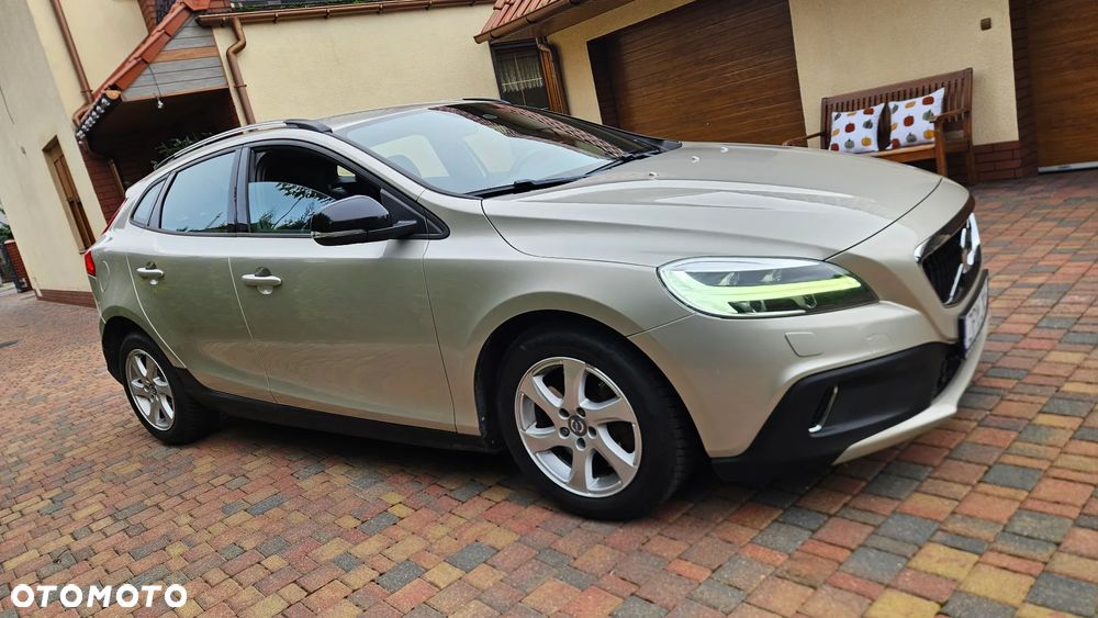 Volvo V40 Cross Country D2 Drive-E Summum - 9
