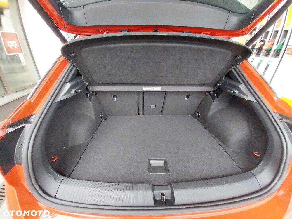 Volkswagen T-Roc - 9