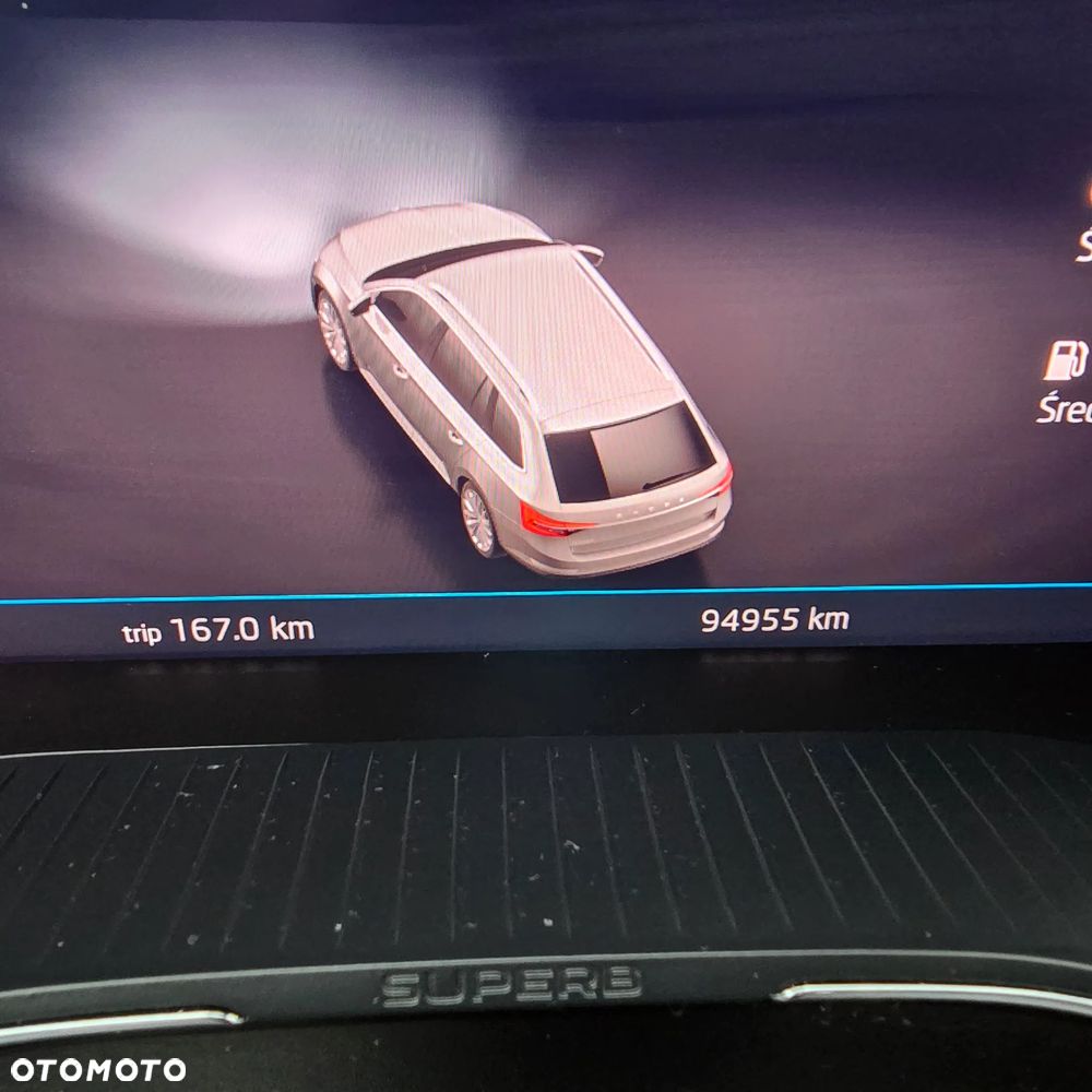 Skoda Superb 2.0 TDI SCR Style DSG - 39