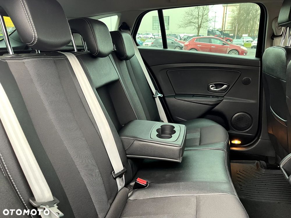 Renault Megane dCi 130 FAP BOSE Edition - 23