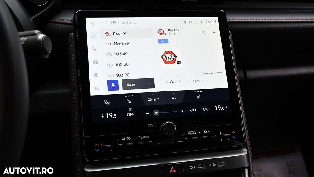 Lexus LBX 1.5 HEV 4x2 CVT Emotion - 17