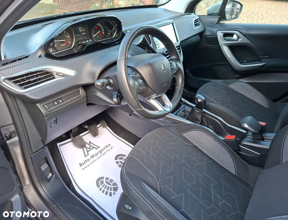 Peugeot 2008 1.6 BlueHDi Style - 15