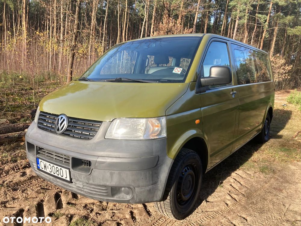 Volkswagen Caravelle - 2