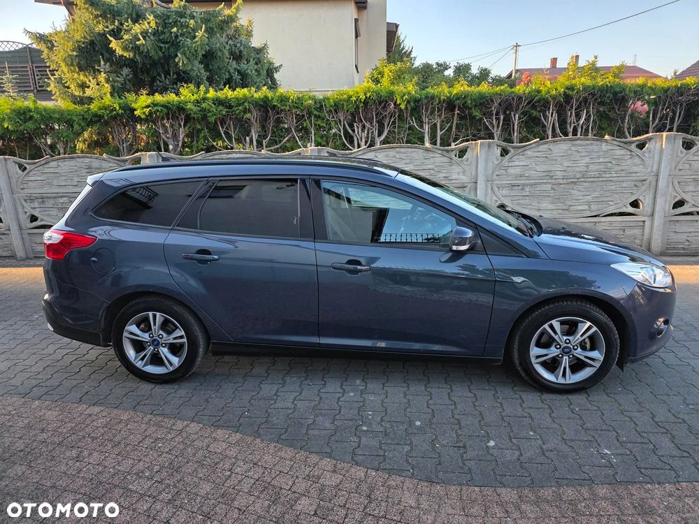 Ford Focus 1.0 EcoBoost Ambiente - 14