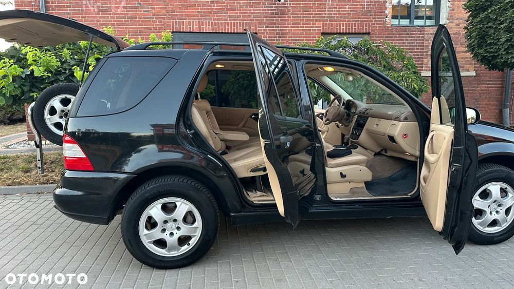 Mercedes-Benz ML - 13