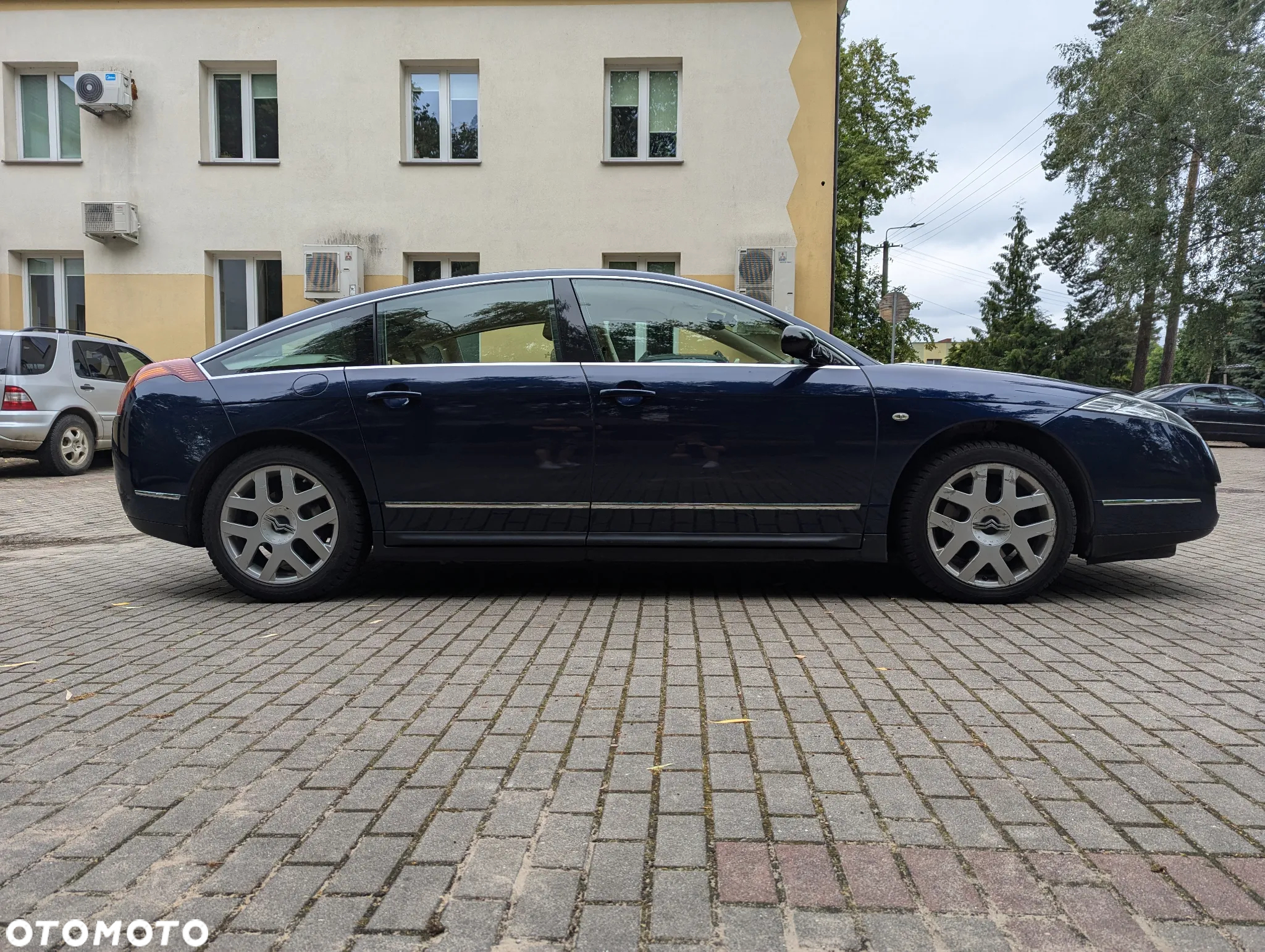 Citroën C6 HDi 205 Biturbo FAP Exclusive - 3