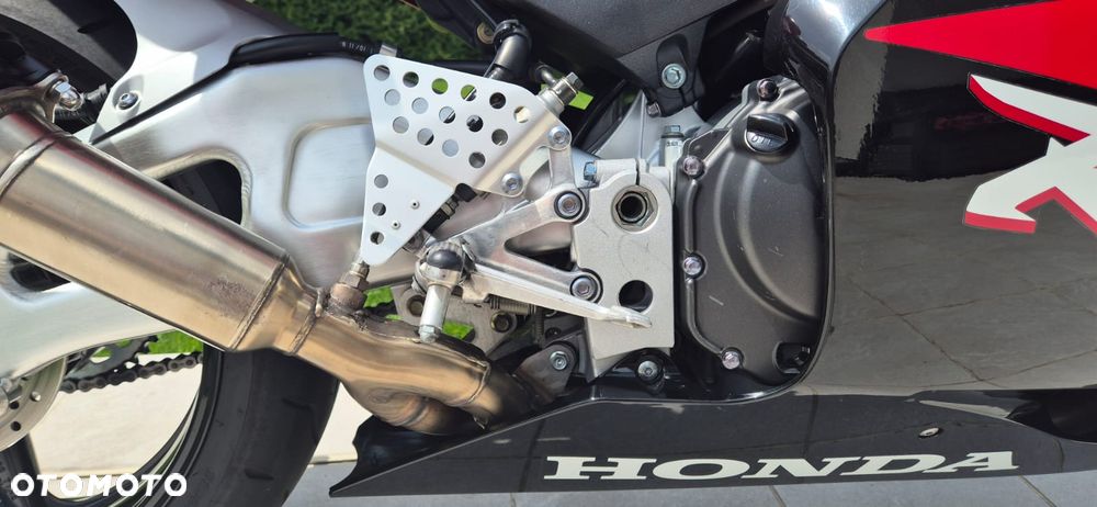 Honda CBR - 8