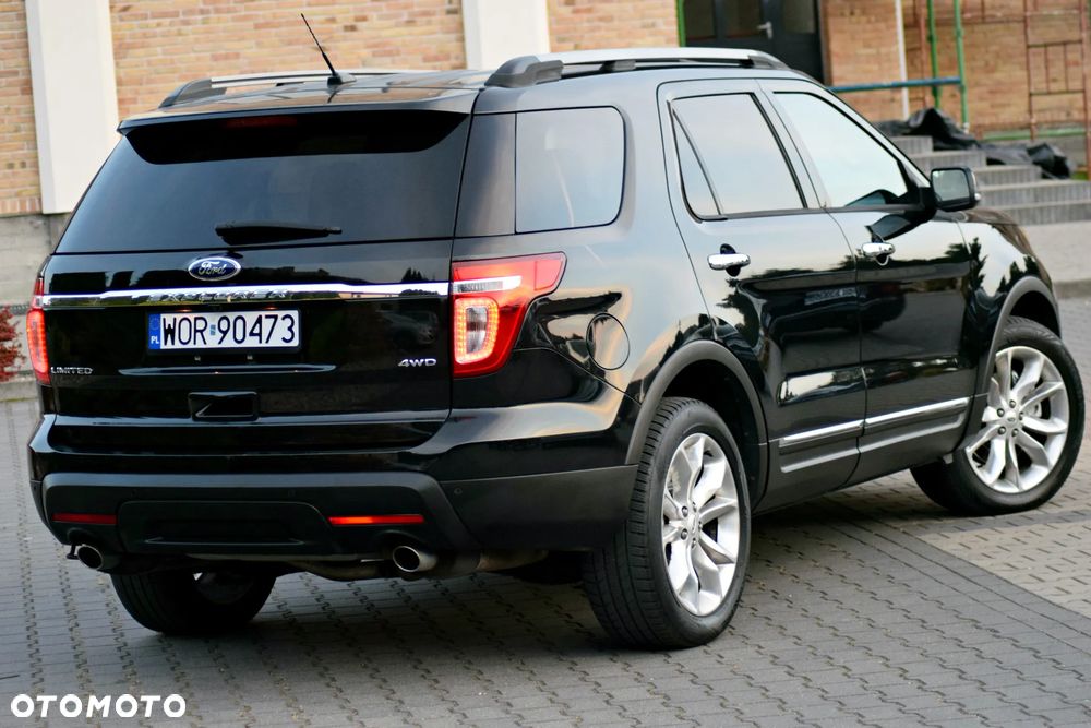 Ford Explorer - 16
