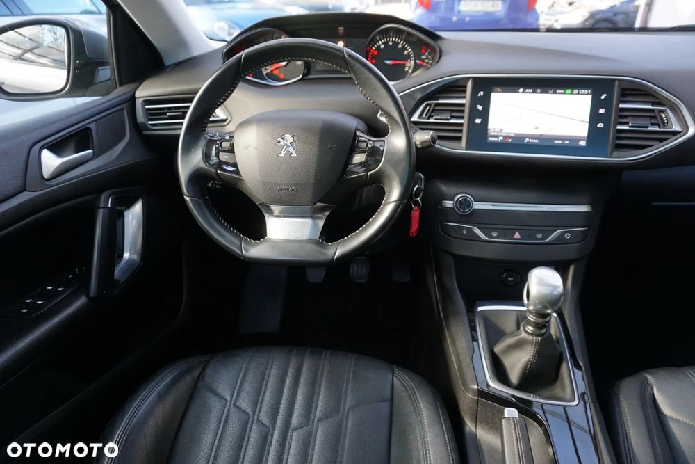 Peugeot 308 - 14