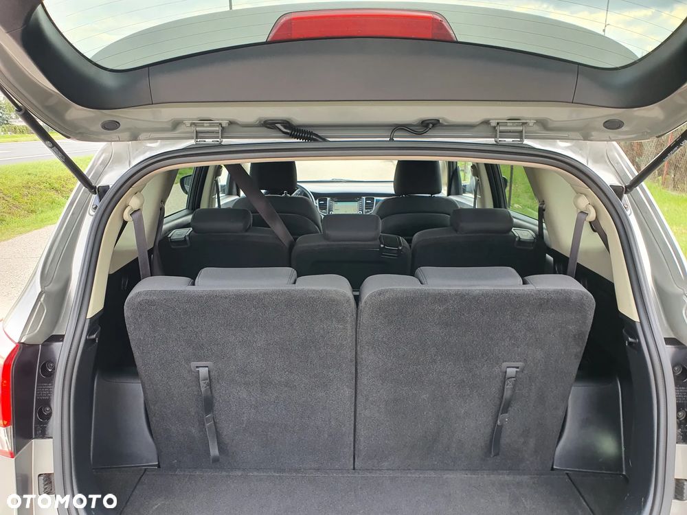 Kia Carens 1.7 CRDi Business Line 7os 7DCT - 27