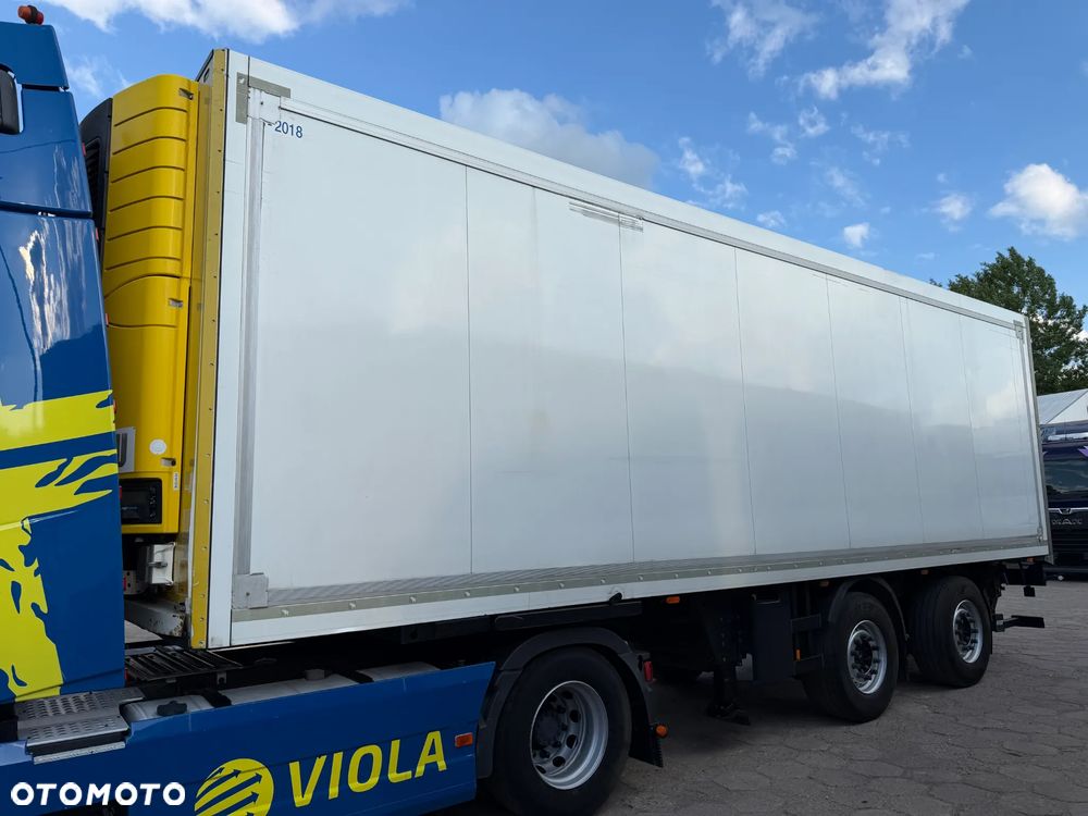 Schmitz Cargobull CARRIER VECTOR 1550 / OŚ SKRĘTNA / WINDA + ROLETA / 22 PALETY DŁ. 9 M / IDEALNA DO MIASTA / ŚWIETNIE ZWROTNA i SKRĘCAJĄCA NACZEPA / DOSTĘPNE 3 SZTUKI !! - 8